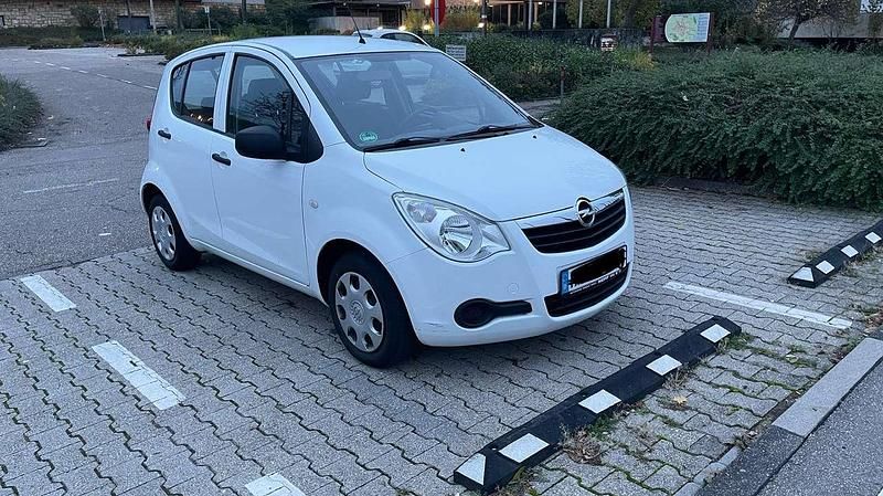 Gebraucht Opel Agila 68 PS (50 kW) 2009 Weiß Kleinwagen