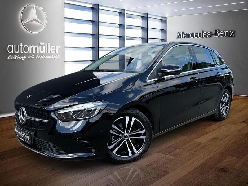 Schwarz Gebraucht 2024 Mercedes B180 Progressive Van / Kleinbus | 31.400 € (Guter Preis) - Bild 1/3