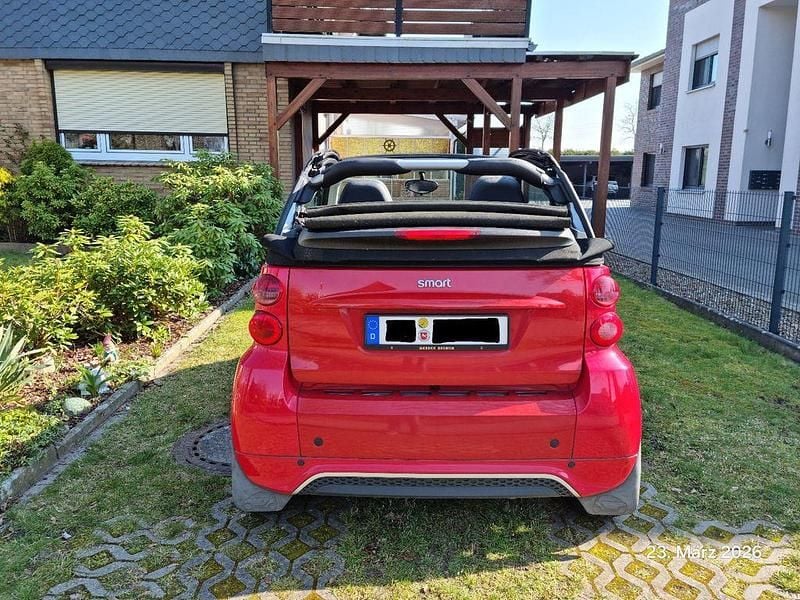 Gebraucht Smart ForTwo Cabrio Passion 71 PS (52 kW) 2012 Rot Cabrio