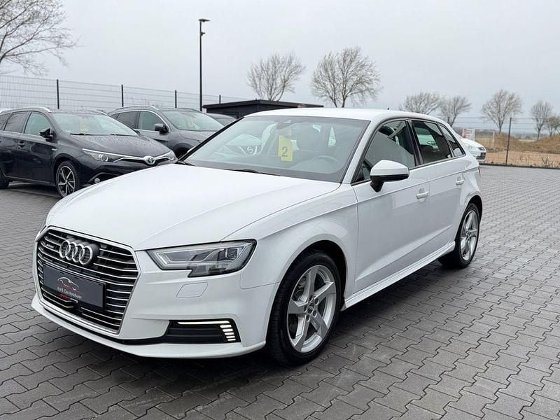 Gebraucht Audi A3 Sport 204 PS (150 kW) 2020 Weiß Limousine