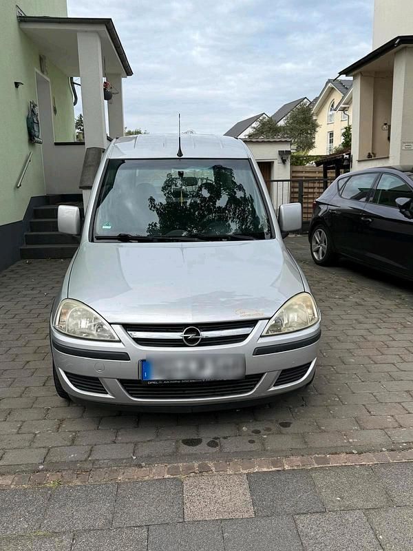 Silber Gebraucht 2007 Opel Combo Van / Kleinbus | 3.100 € (Fairer Preis) - Bild 1/4
