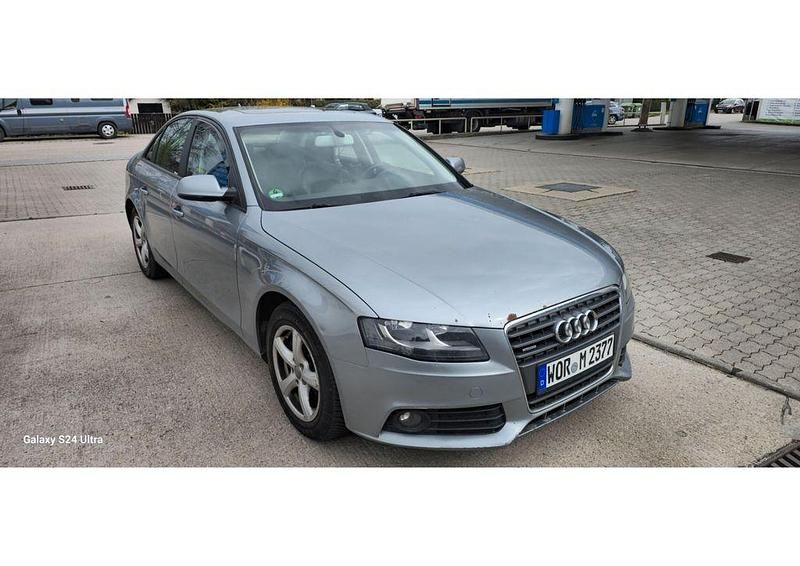 Second-hand Audi A4 Ambition 143 CP (105 kW) 2011 Gri Berlinǎ