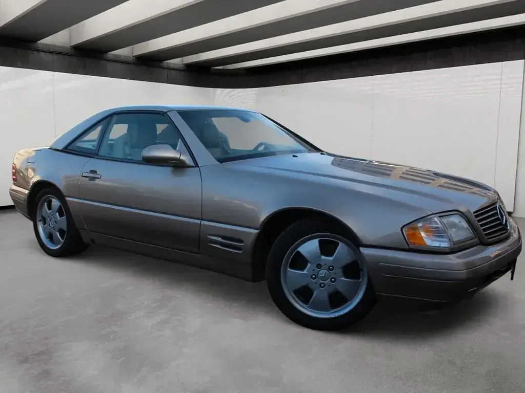 Gebraucht Mercedes SL500 306 PS (225 kW) 2000 Gold Cabrio