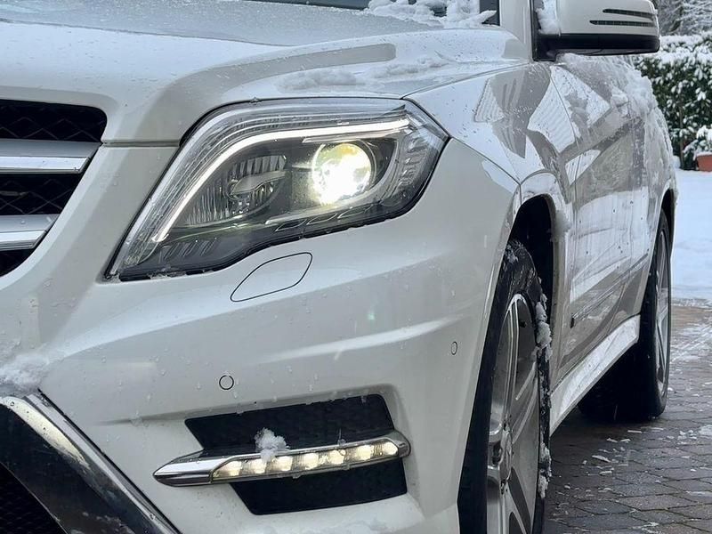 Gebraucht Mercedes GLK250 Sport 204 PS (150 kW) 2013 Weiß SUV