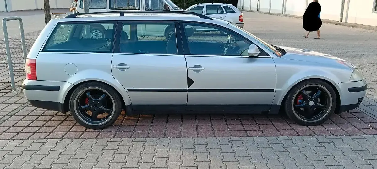 Gebraucht VW Passat 136 PS (100 kW) 2004 Silber Kombi