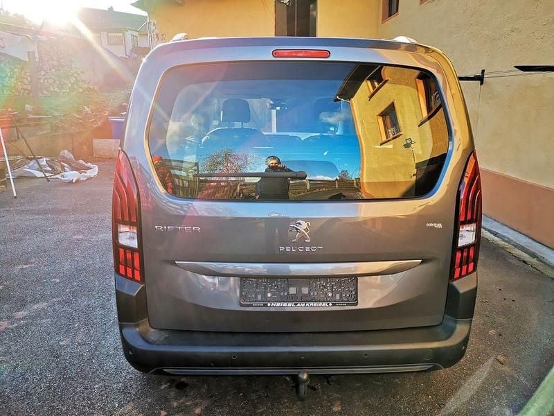 Gebraucht Peugeot Rifter Active 110 PS (80 kW) 2019 Grau Van / Kleinbus
