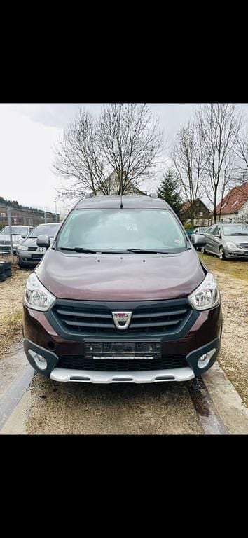 Gebraucht Dacia Dokker Comfort 116 PS (85 kW) 2017 Braun Van / Kleinbus