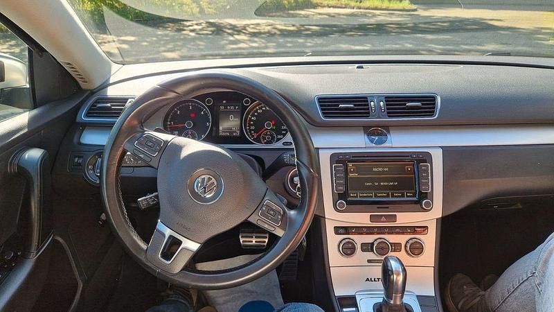 Schwarz Gebraucht 2013 VW Passat Alltrack Kombi | 8.500 € (Fairer Preis) - Bild 1/4