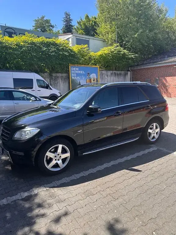 Gebraucht Mercedes 350 305 PS (224 kW) 2012 Schwarz SUV