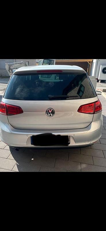 Gebraucht VW Golf VII Allstar 110 PS (80 kW) 2016 Silber Limousine