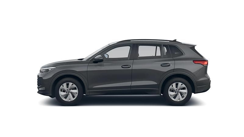 Gebraucht VW Tiguan Basis 131 PS (96 kW) 2024 Uranograu SUV