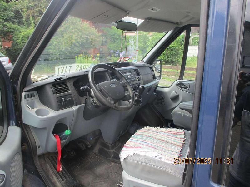 Blau Gebraucht 2009 Ford Tourneo Van / Kleinbus | 16.000 € - Bild 1/4