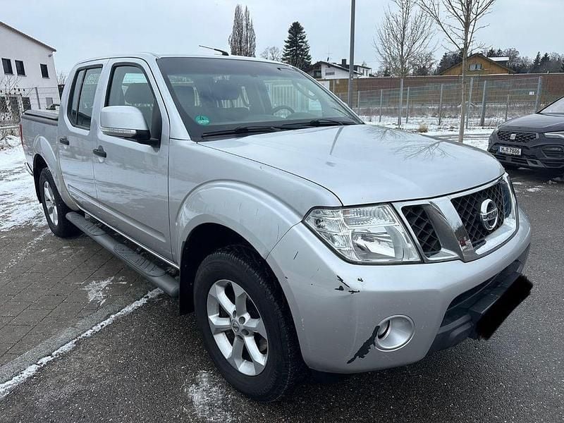 Gebraucht Nissan Navara 190 PS (139 kW) 2013 Silber Pickup
