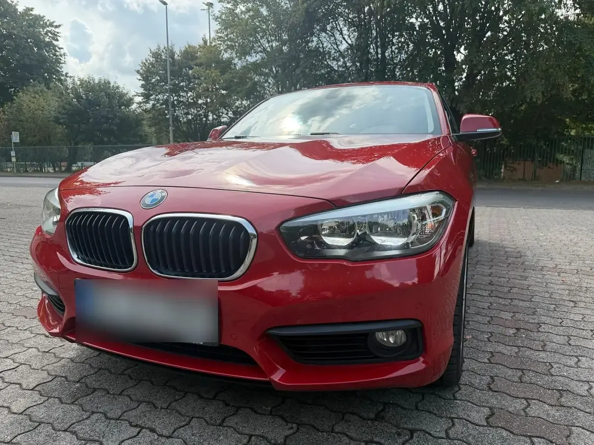 Gebraucht BMW 120 Comfort Edition 184 PS (135 kW) 2018 Rot Limousine