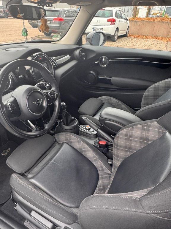 Gebraucht Mini Cooper 136 PS (100 kW) 2019 Grau Kleinwagen