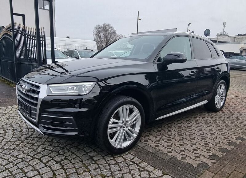 Brillantschwarz Gebraucht 2018 Audi Q5 Sport SUV | 23.998 € (Guter Preis) - Bild 1/4