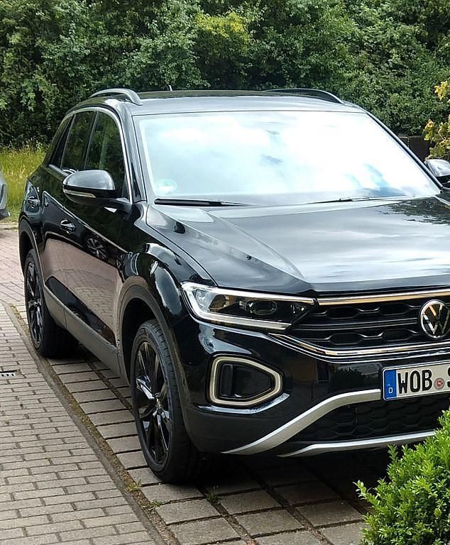 Gebraucht VW T-Roc Move 150 PS (110 kW) 2023 Schwarz SUV