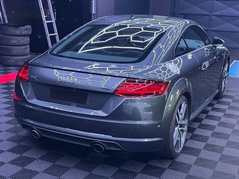 Gebraucht Audi TT S-Line 230 PS (169 kW) 2015 Grau Coupé