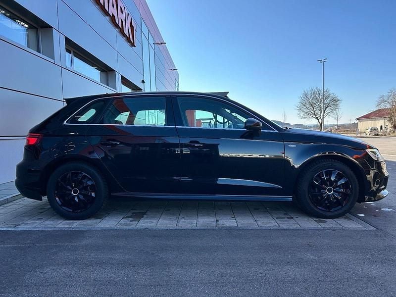 Gebraucht Audi A3 Sport 150 PS (110 kW) 2017 Schwarz Limousine
