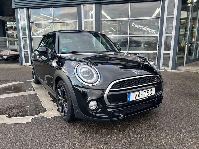 Gebraucht Mini Cooper S Coupé 192 PS (141 kW) 2019 Midnight black metallic Coupé