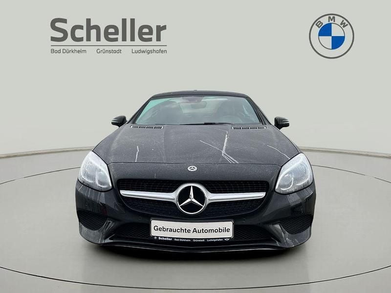 Gebraucht Mercedes SLC180 156 PS (114 kW) 2019 Schwarz Cabrio