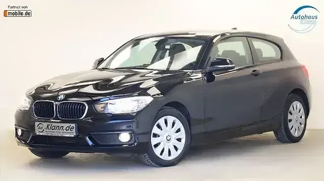 Gebraucht BMW 116 Sport Line 109 PS (80 kW) 2016 Schwarz Kleinwagen
