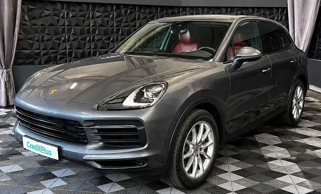 Gebraucht Porsche Cayenne 441 PS (324 kW) 2019 Grau SUV