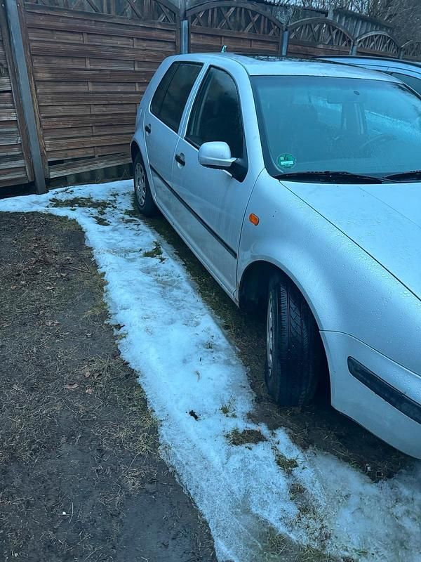 Gebraucht VW Golf IV 75 PS (55 kW) 1999 Silber Kleinwagen