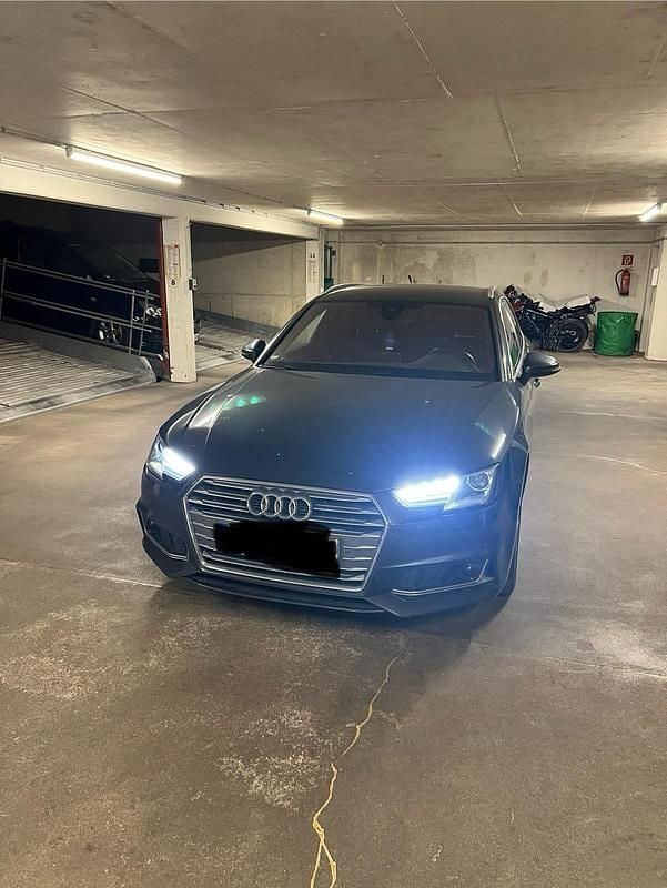 Grau Gebraucht 2019 Audi A4 S-Line Kombi | 20.500 € (Superpreis) - Bild 1/4