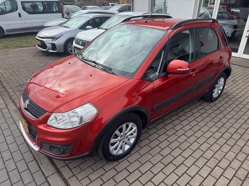 Gebraucht Suzuki SX4 Style 120 PS (88 kW) 2011 Orange Limousine
