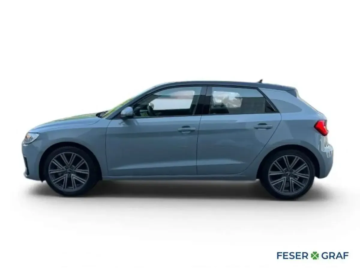 Gebraucht Audi A1 Sportback Advanced Plus 110 PS (80 kW) 2023 Pfeilgrau perleffekt/mythosschwarz metallic Kleinwagen