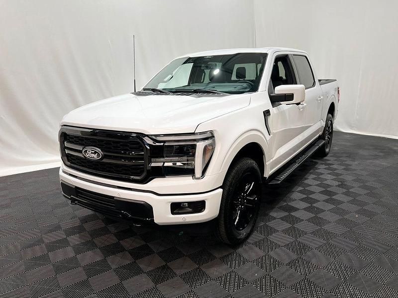 Neu Ford F-150 Lariat 405 PS (297 kW) 2025 Oxfort white Abholung