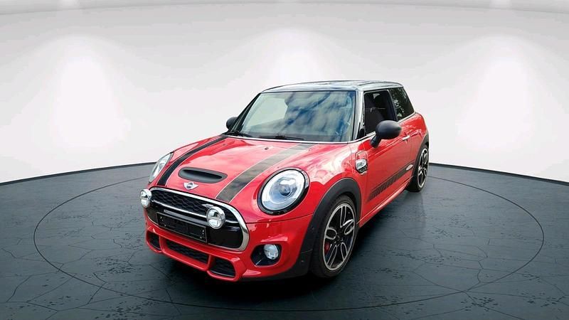 Rot Gebraucht 2017 Mini Cooper S Coupé Coupé | 17.990 € - Bild 1/4