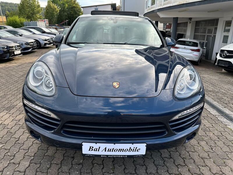 Gebraucht Porsche Cayenne 245 PS (180 kW) 2012 Dunkelblaumetallic SUV