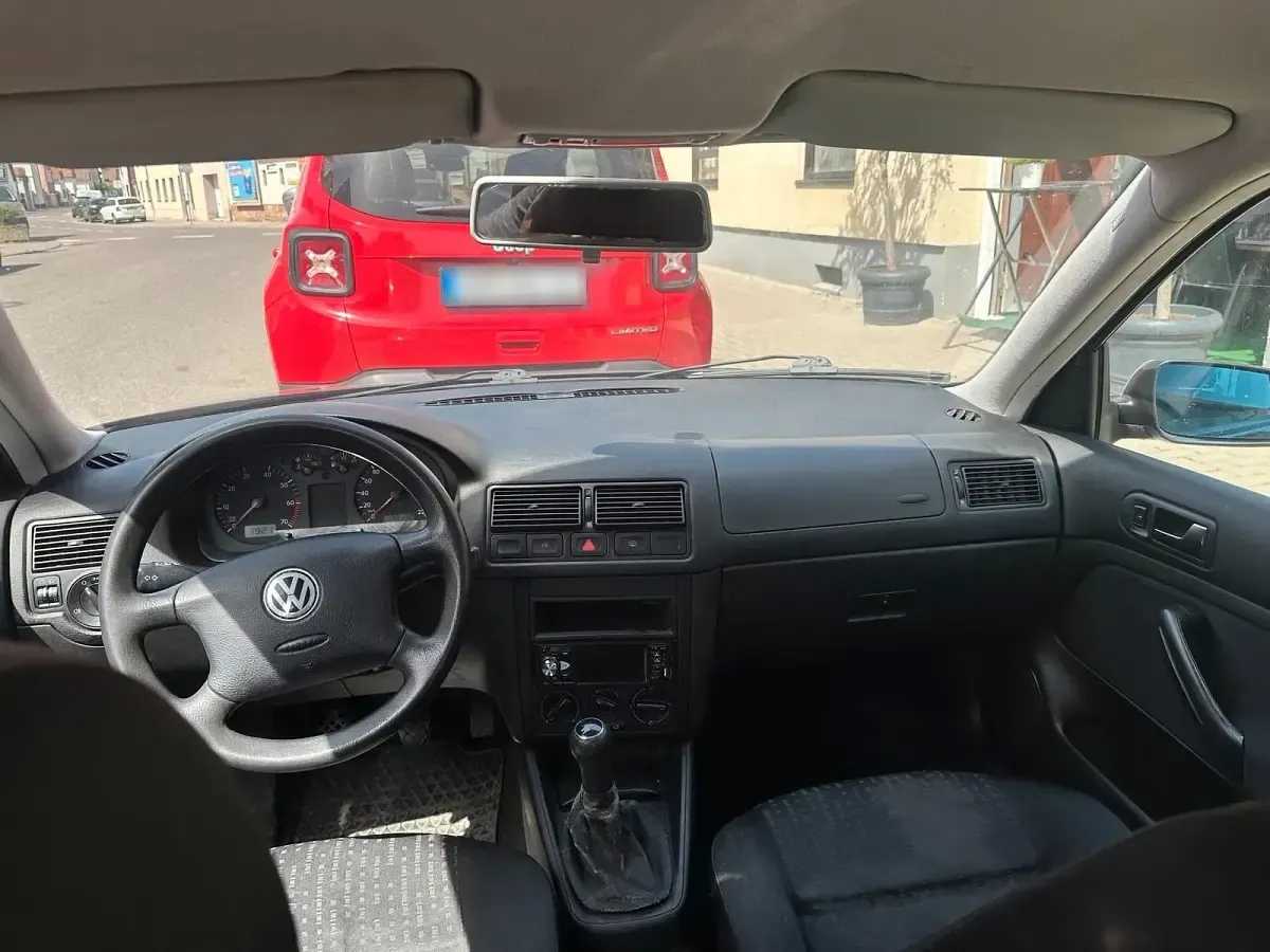 Używany VW Golf IV 75 KM (55 kW) 2002 Szary Hatchback
