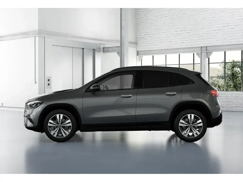 Gebraucht Mercedes GLA250 218 PS (160 kW) 2025 Metalliclack mountaingrau SUV