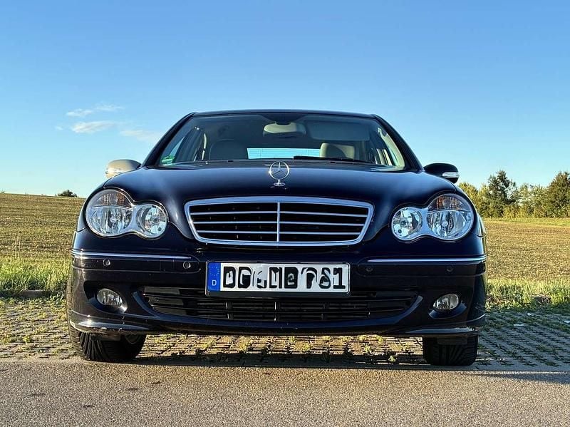 Gebraucht 2007 Mercedes C180 Avantgarde Limousine | 7.250 € (Fairer Preis) - Bild 1/4