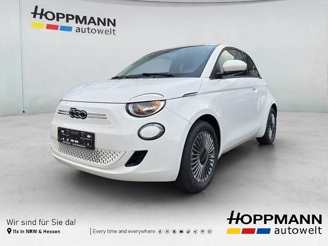 Weiß Gebraucht 2023 Fiat 500e Limousine | 20.990 € (Guter Preis) - Bild 1/4
