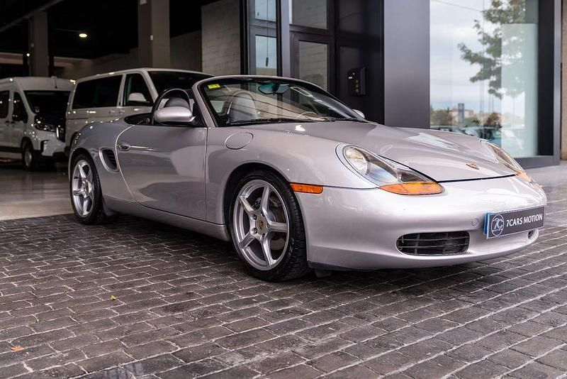 Second-hand Porsche Boxster 220 CP (161 kW) 2000 Gri Cabrio