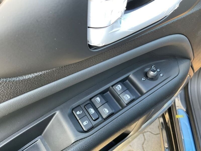 Neu Jeep Compass Summit 131 PS (96 kW) 2025 Grigio moda (graphite grey met SUV