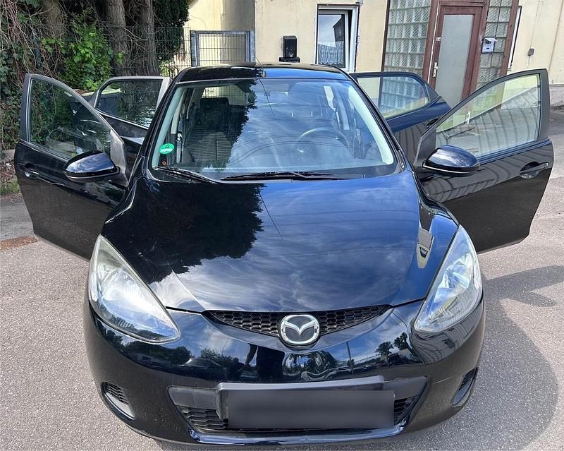 Second-hand Mazda 2 86 CP (63 kW) 2010 Negru Hatchback