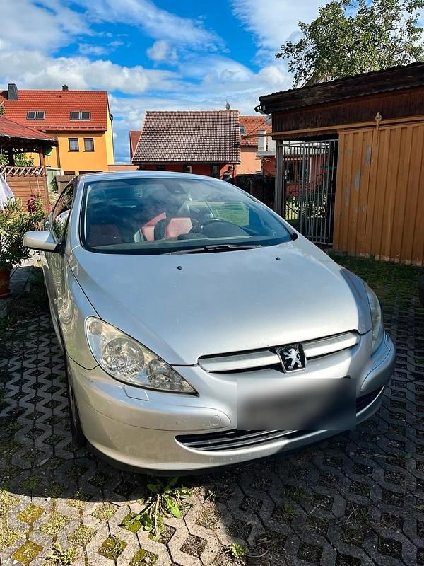 Grau Gebraucht 2004 Peugeot 307 CC Cabrio | 1.800 € (Guter Preis) - Bild 1/4