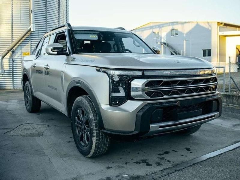 Neu DongFeng Rich 190 PS (139 kW) 2026 Sandmatt Pickup