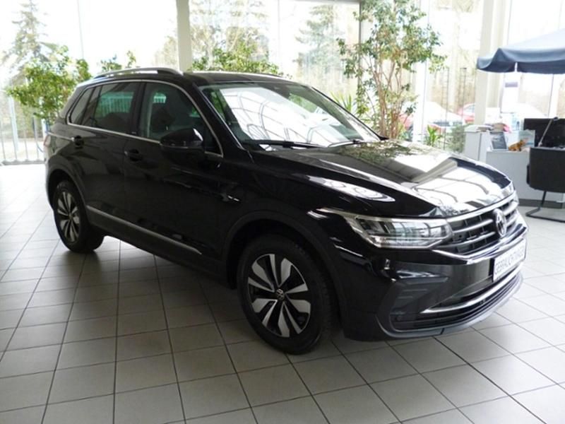Gebraucht VW Tiguan Move 150 PS (110 kW) 2024 SUV