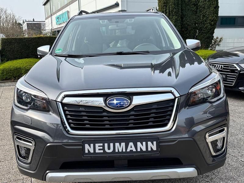 Gebraucht Subaru Forester Platinum 150 PS (110 kW) 2021 Grau SUV