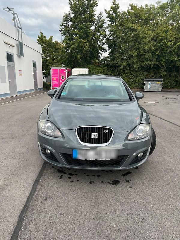 Andere außenfarben Gebraucht 2009 Seat Leon Limousine | 3.700 € (Fairer Preis) - Bild 1/4