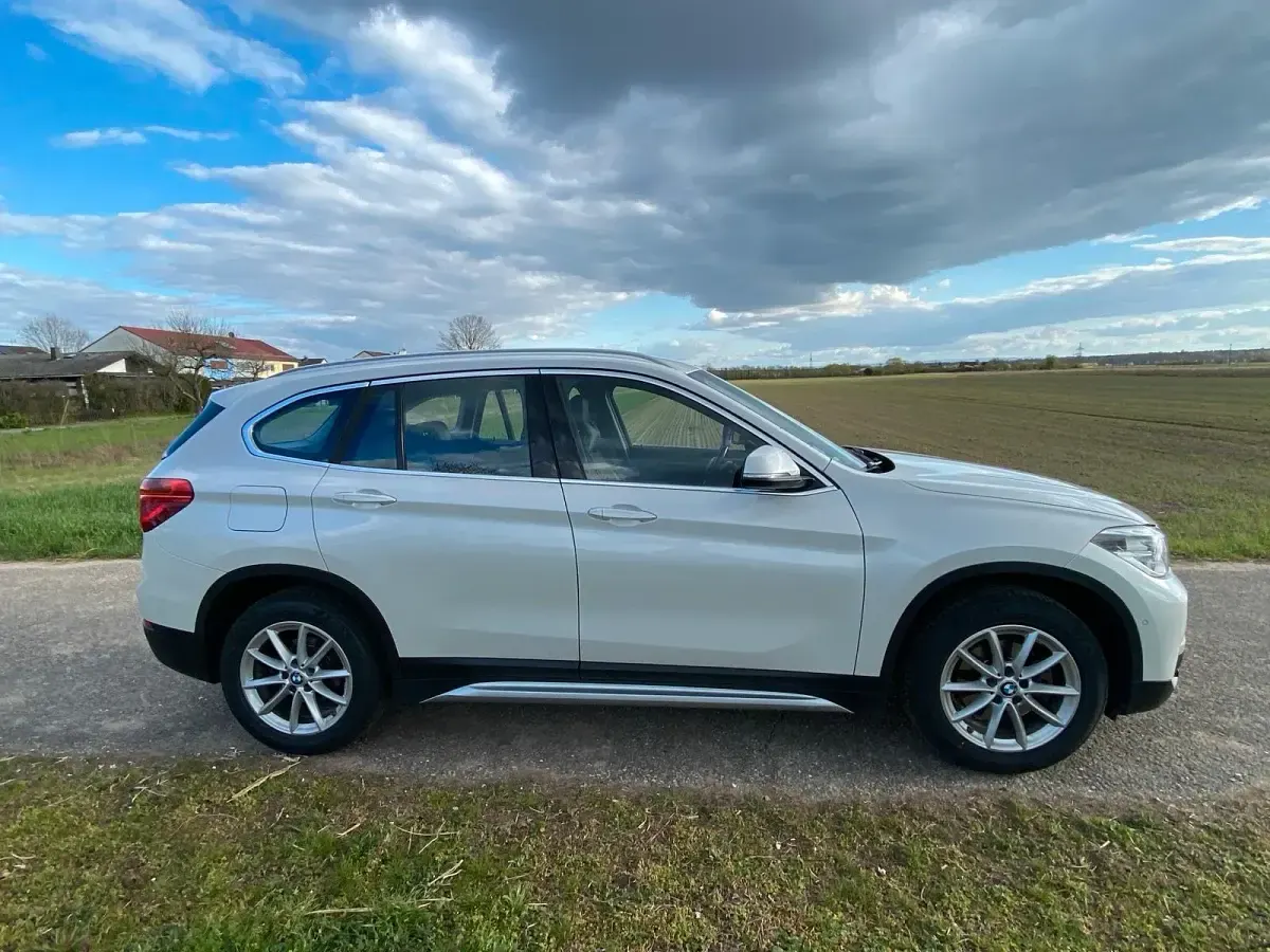 Gebraucht BMW X1 150 PS (110 kW) 2018 Weiß SUV