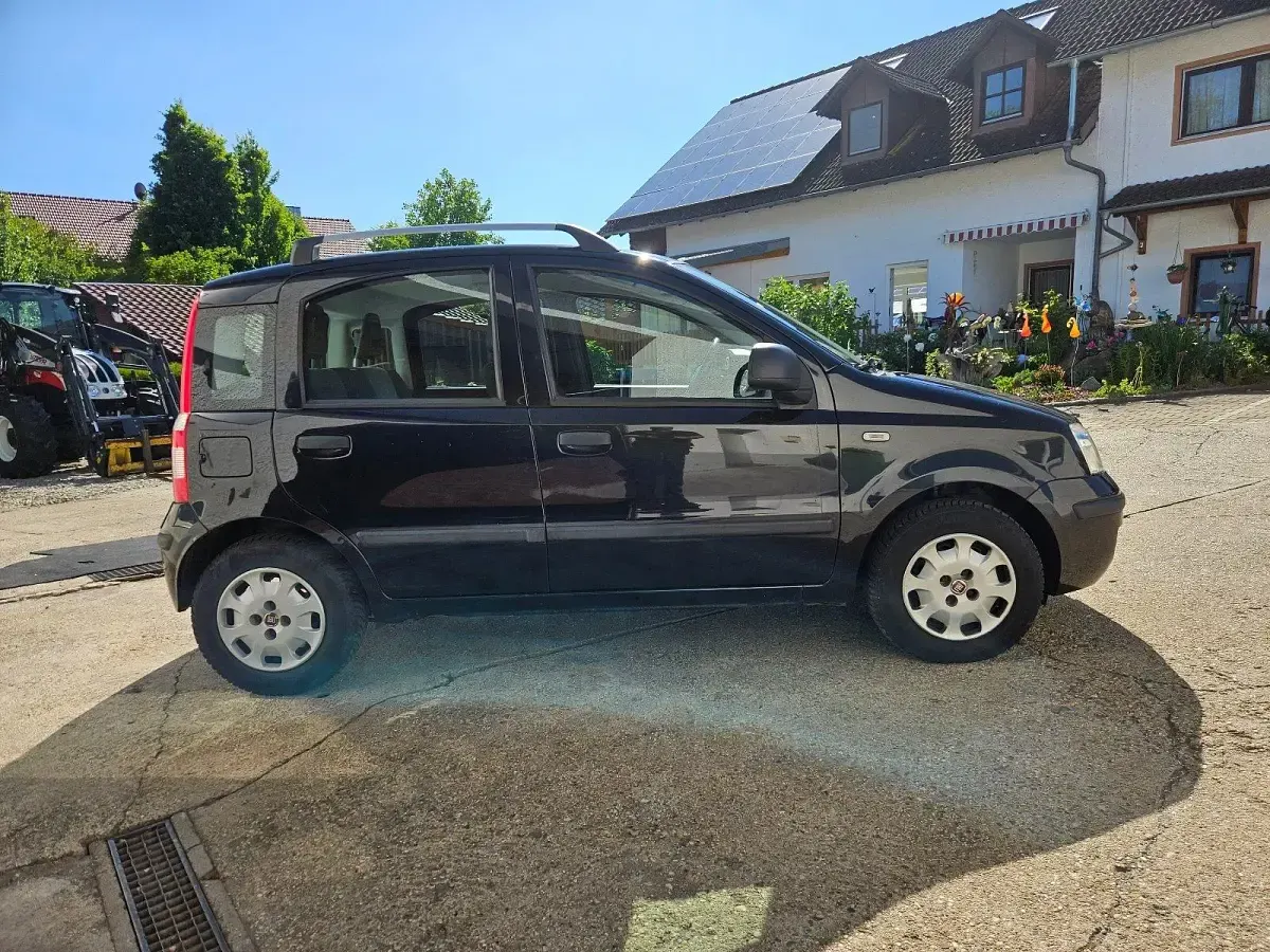Occasion Fiat Panda Classica 69 ch (50 kW) 2012 Noir Citadine