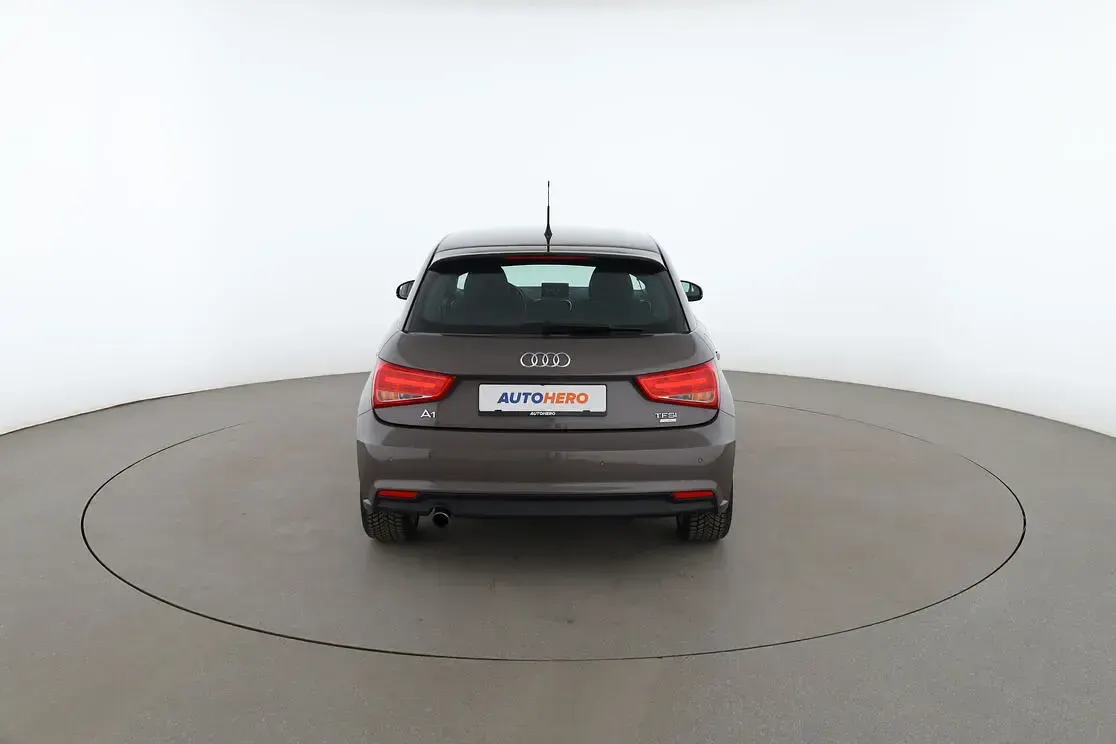 Gebraucht Audi A1 Sportback Sport 95 PS (69 kW) 2015 Braun Kleinwagen