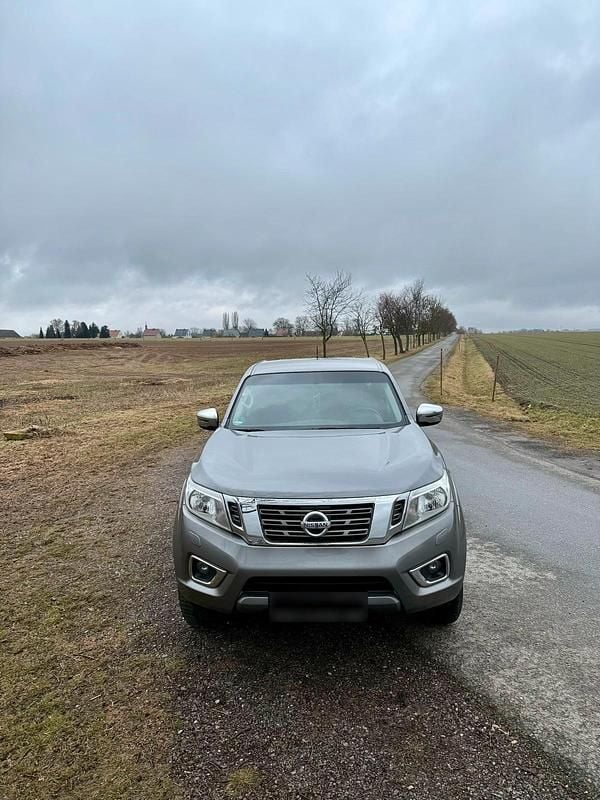 Gebraucht Nissan Navara N-Connecta 190 PS (139 kW) 2018 Silber Abholung